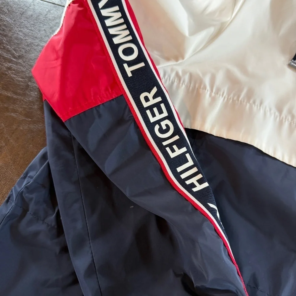 Tommy Hilfiger Windbreaker Boulder Rain Jacket Sz S Fourth of July, Memorial Day - Picture 2 of 10